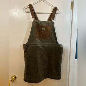 Corduroy jumper. Olive green and brown.